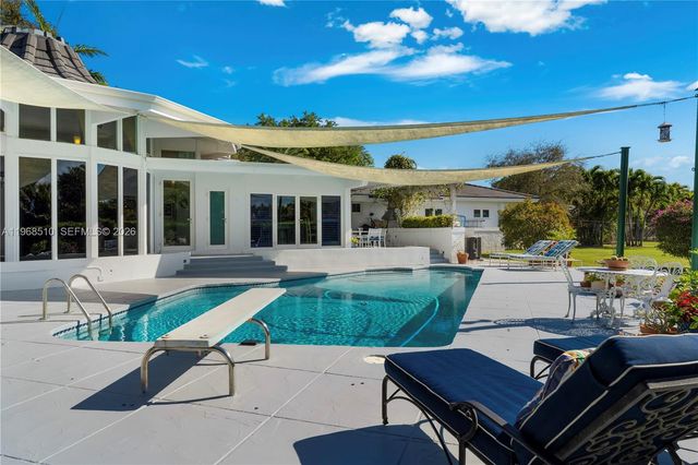 13300 SW 69th Ave, Pinecrest, FL 33156