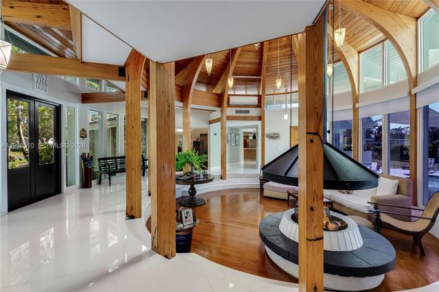 13300 SW 69th Ave, Pinecrest, FL 33156