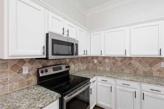 2801 Buena Vista Court, Carrollton, TX 75007