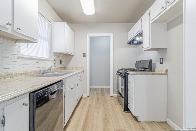 6134 Cedar Valley, San Antonio, TX 78242