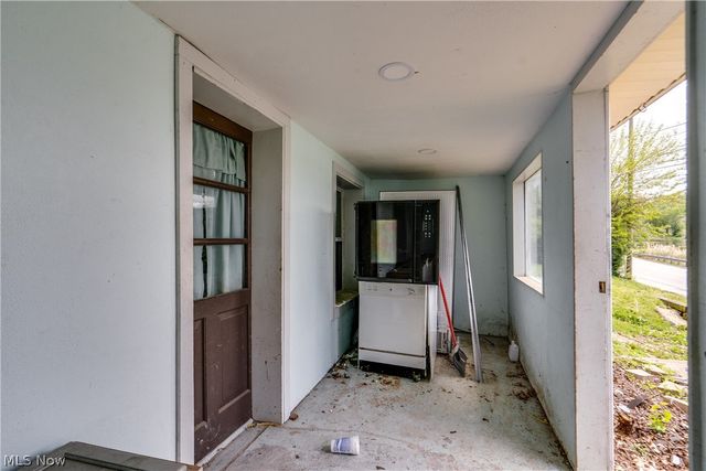 181 Portage Lakes Drive, Akron, OH 44319