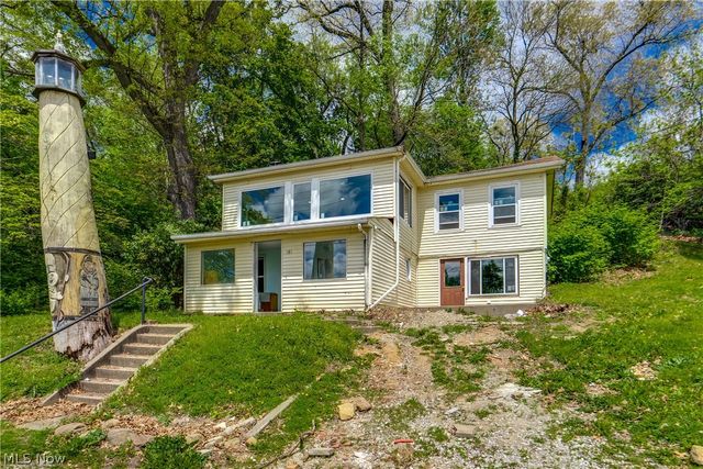 181 Portage Lakes Drive, Akron, OH 44319