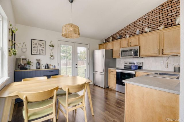 2155 Steele Street, Longmont, CO 80501