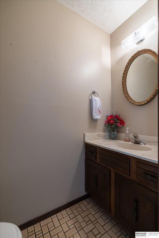 14724 Jefferson Circle, Omaha, NE 68137