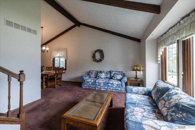 14724 Jefferson Circle, Omaha, NE 68137