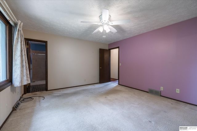 14724 Jefferson Circle, Omaha, NE 68137