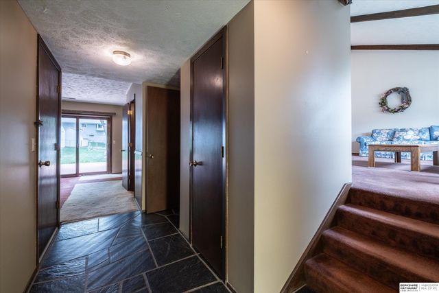14724 Jefferson Circle, Omaha, NE 68137