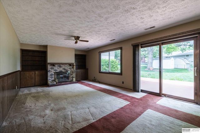 14724 Jefferson Circle, Omaha, NE 68137
