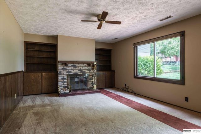 14724 Jefferson Circle, Omaha, NE 68137