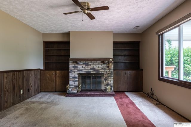 14724 Jefferson Circle, Omaha, NE 68137