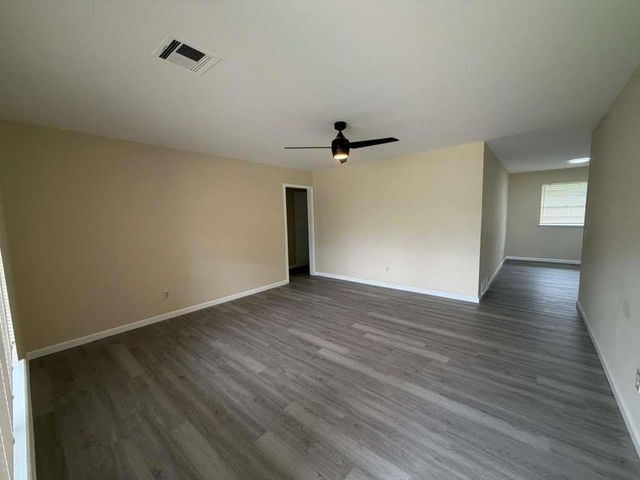 1335 NW 94th Street, Oklahoma City, OK 73114