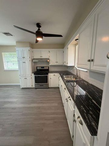 1335 NW 94th Street, Oklahoma City, OK 73114