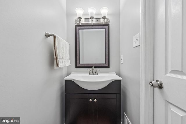 11358 CROMWELL CT, Woodbridge, VA 22192