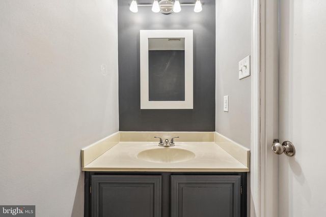 11358 CROMWELL CT, Woodbridge, VA 22192