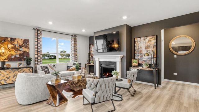 5902 E 109th Place, Winfield, IN 46307