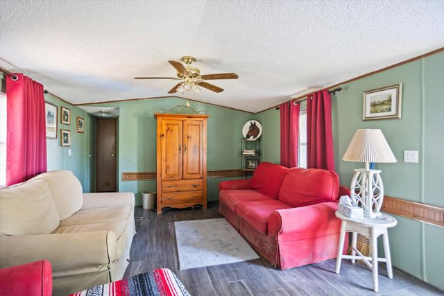 289 Beck Road, Williston, SC 29853