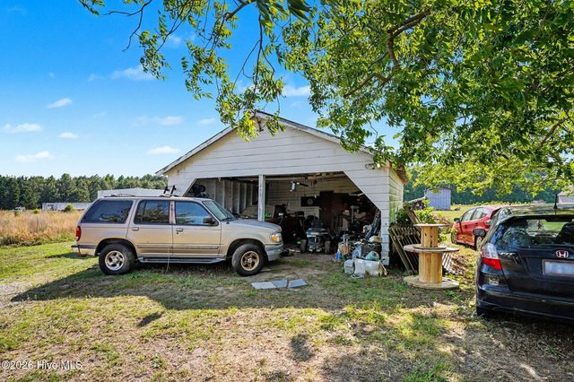 3413 N Carolina 210, Lillington, NC 27546