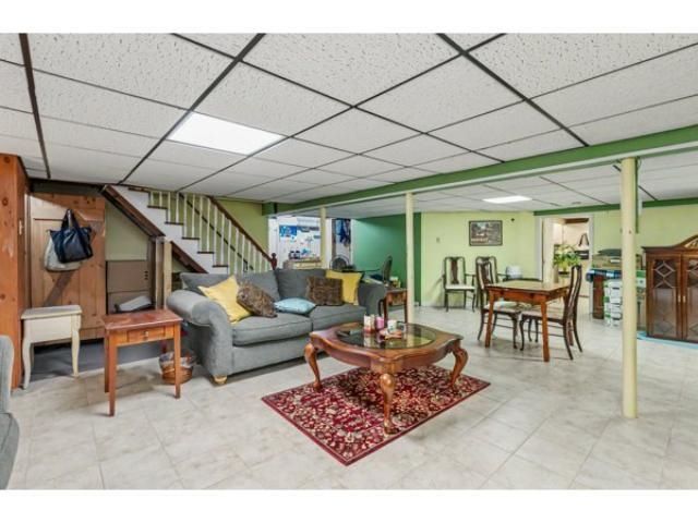 99 Myrtle Street, Manchester, NH 03104