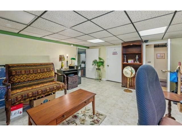 99 Myrtle Street, Manchester, NH 03104