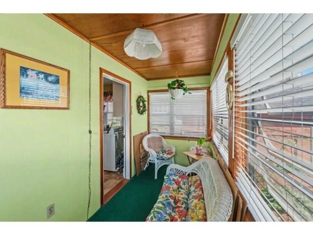 99 Myrtle Street, Manchester, NH 03104