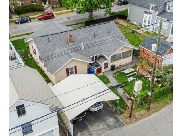 99 Myrtle Street, Manchester, NH 03104