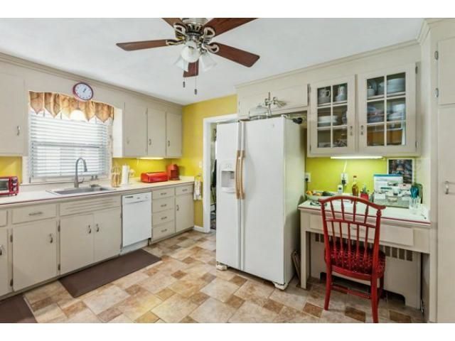 99 Myrtle Street, Manchester, NH 03104