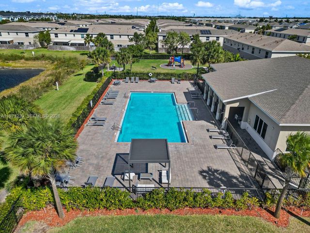 492 NE 4th Ln, Florida City, FL 33034