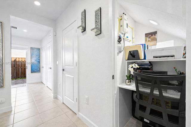 492 NE 4th Ln, Florida City, FL 33034