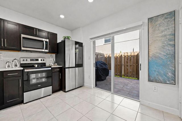 492 NE 4th Ln, Florida City, FL 33034