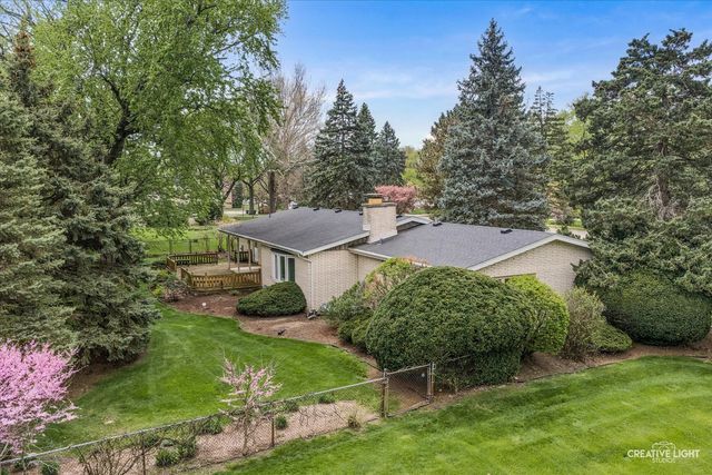 305 S Lambert Road, Glen Ellyn, IL 60137