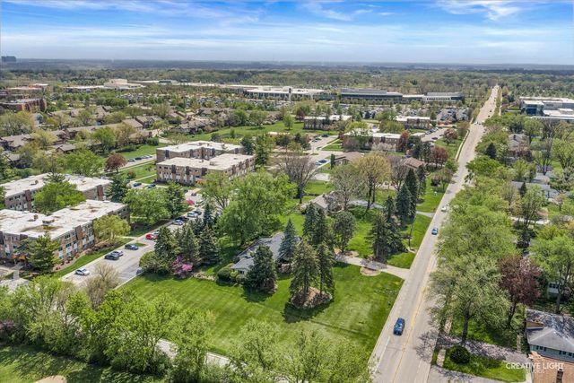 305 S Lambert Road, Glen Ellyn, IL 60137