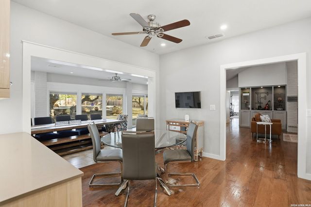 8633 Classic Oaks, San Antonio, TX 78255