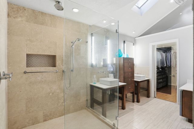 8633 Classic Oaks, San Antonio, TX 78255