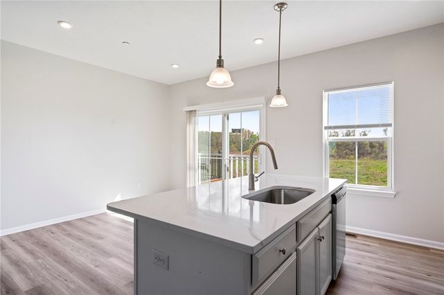 6003 Atlin Ln, Monaca, PA 15061