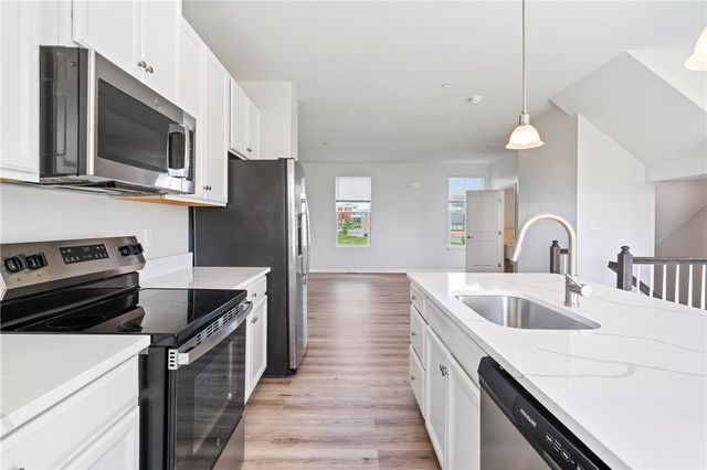 6003 Atlin Ln, Monaca, PA 15061