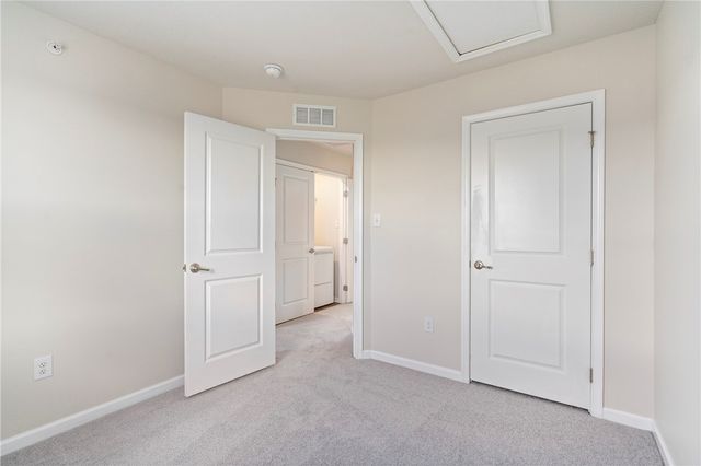 6003 Atlin Ln, Monaca, PA 15061