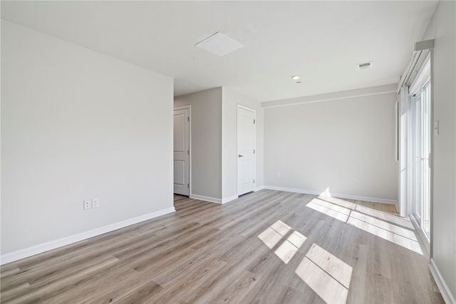 6003 Atlin Ln, Monaca, PA 15061