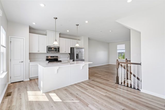 6003 Atlin Ln, Monaca, PA 15061