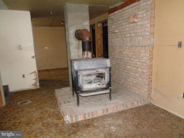 3330 FOX HILL DRIVE, Chambersburg, PA 17202