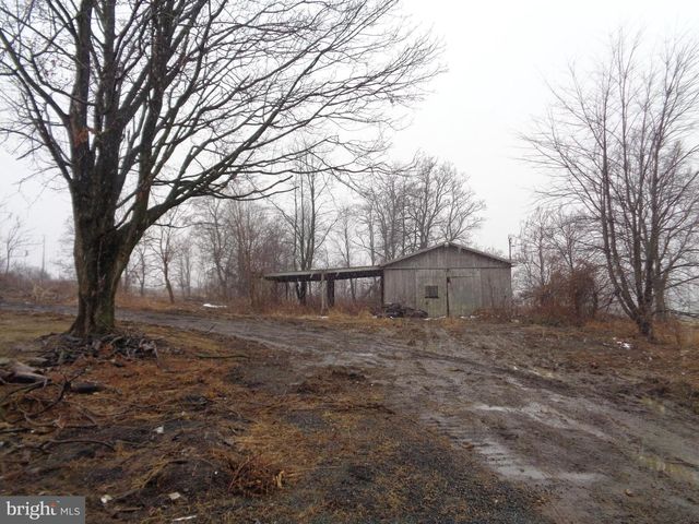 3330 FOX HILL DRIVE, Chambersburg, PA 17202