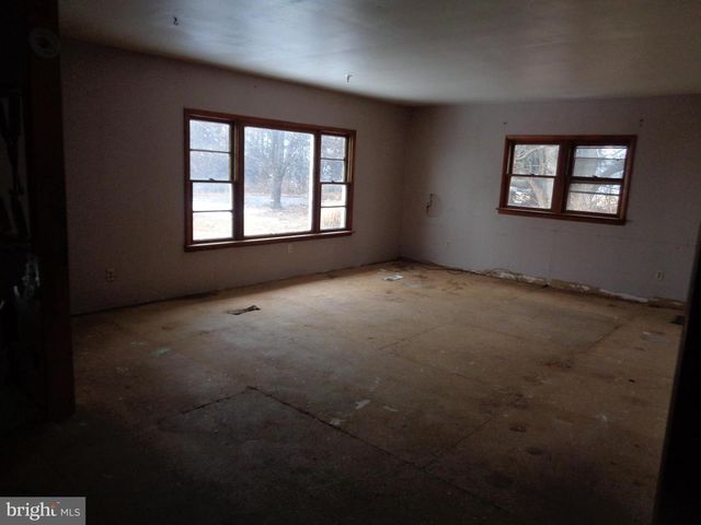 3330 FOX HILL DRIVE, Chambersburg, PA 17202