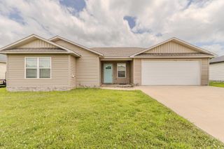 104 Stacy Drive, Paragould, AR 72450