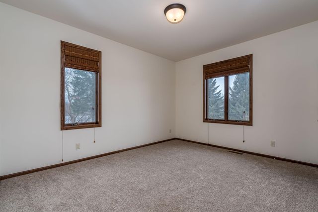 60340 Maverick Court, Madison Lake, MN 56063