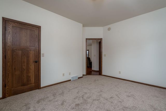 60340 Maverick Court, Madison Lake, MN 56063