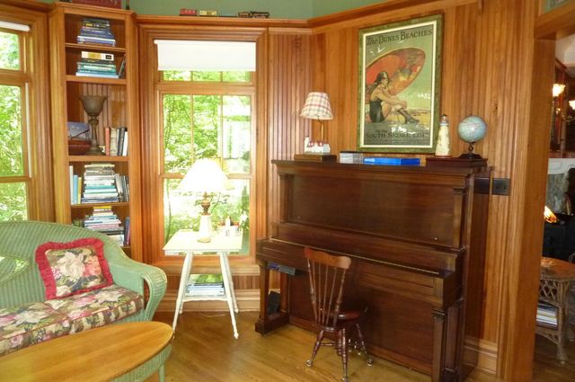 2370 Lake Road, Crystal Lake Twp, MI 49635