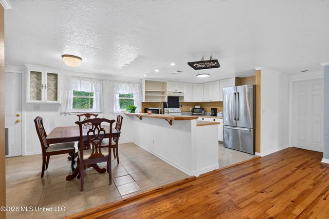 3015 Bonita Road, Gautier, MS 39553
