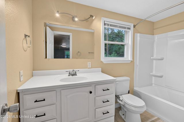 3015 Bonita Road, Gautier, MS 39553