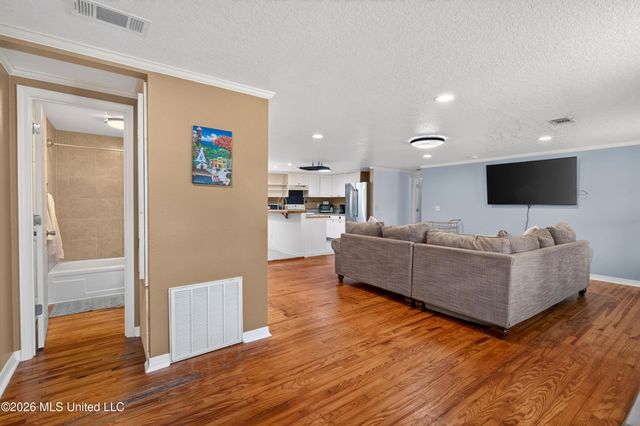 3015 Bonita Road, Gautier, MS 39553