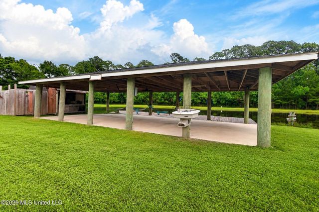 3015 Bonita Road, Gautier, MS 39553