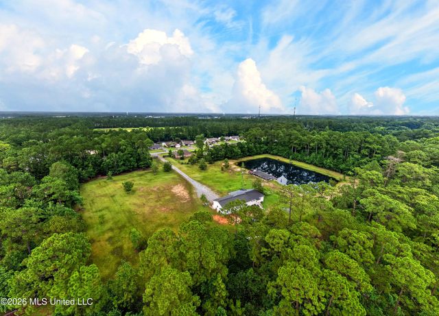 3015 Bonita Road, Gautier, MS 39553